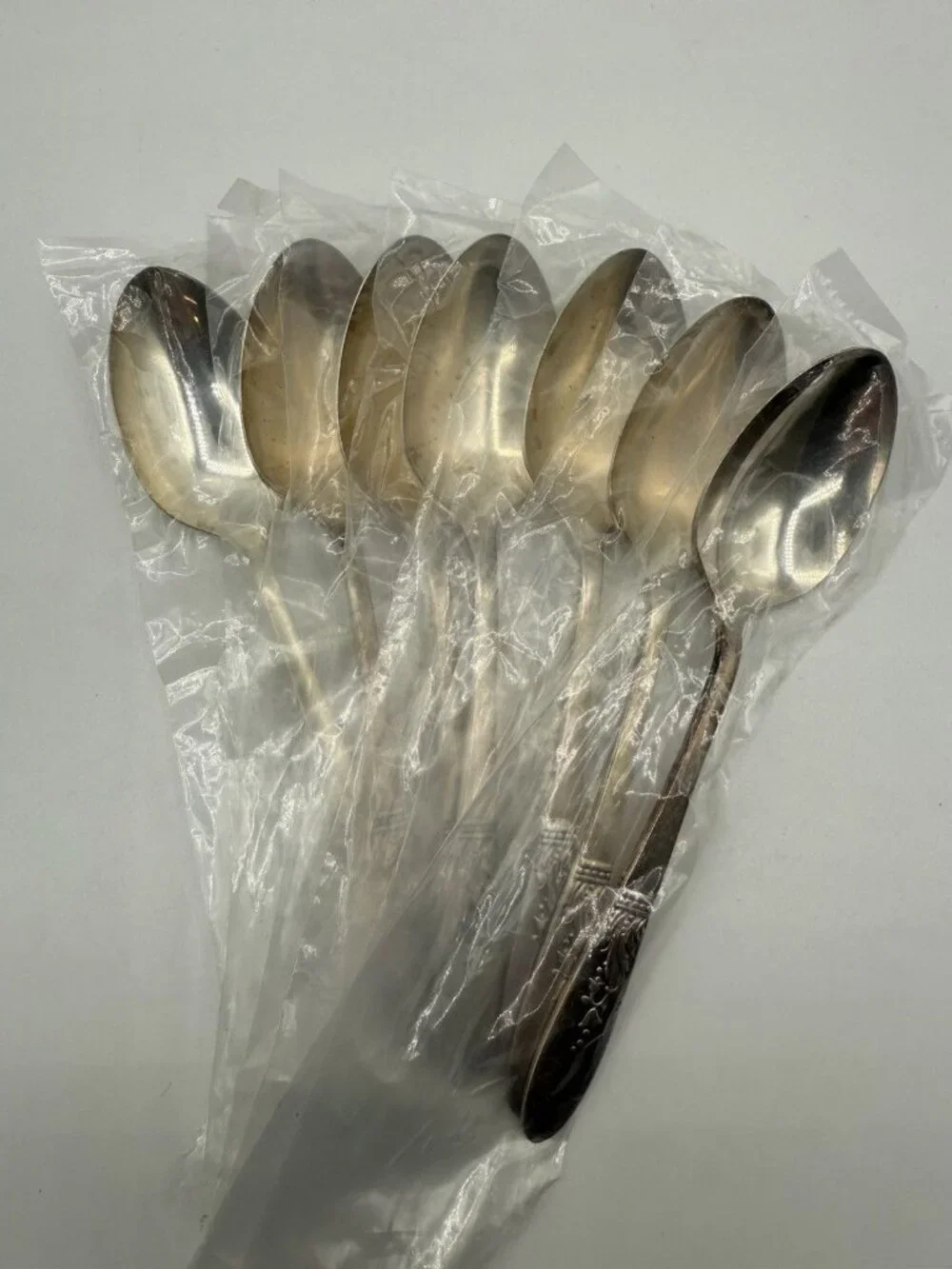 Oneida SL & GH Rogers Silverplate 1948 PRESENTATION Seven (7 ) 6” Teaspoons